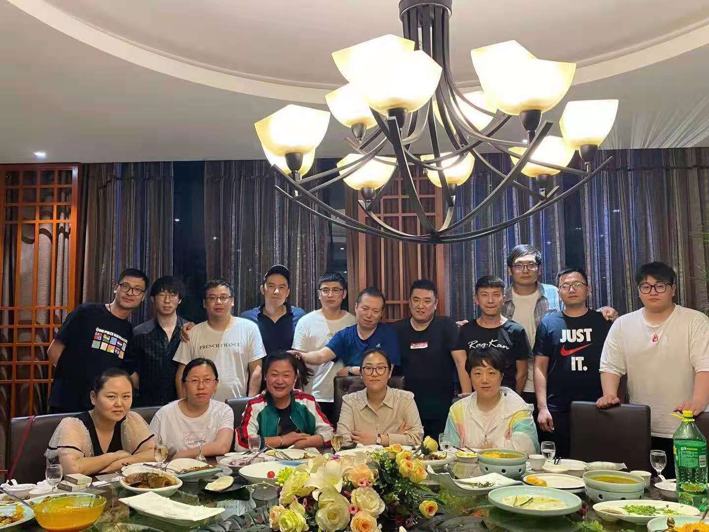 公司團建活動！